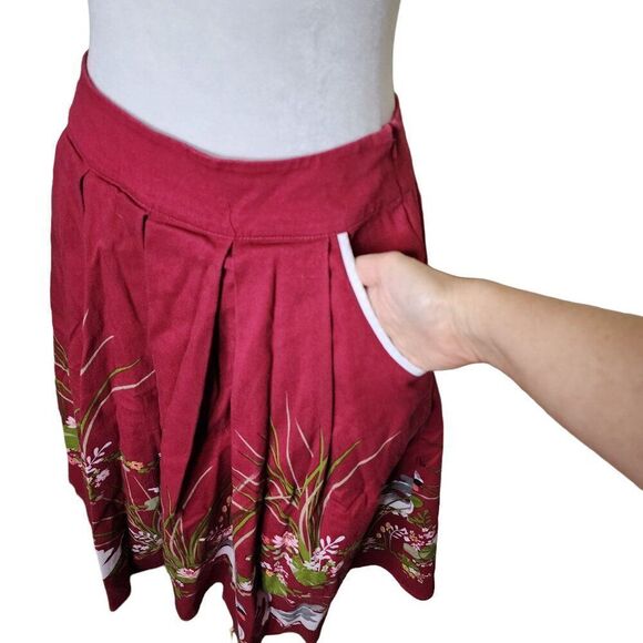 Lindy Bop Retro Circle Swing Skirt Swans Floral Womens Size 6 Red Pinup - Picture 2 of 9
